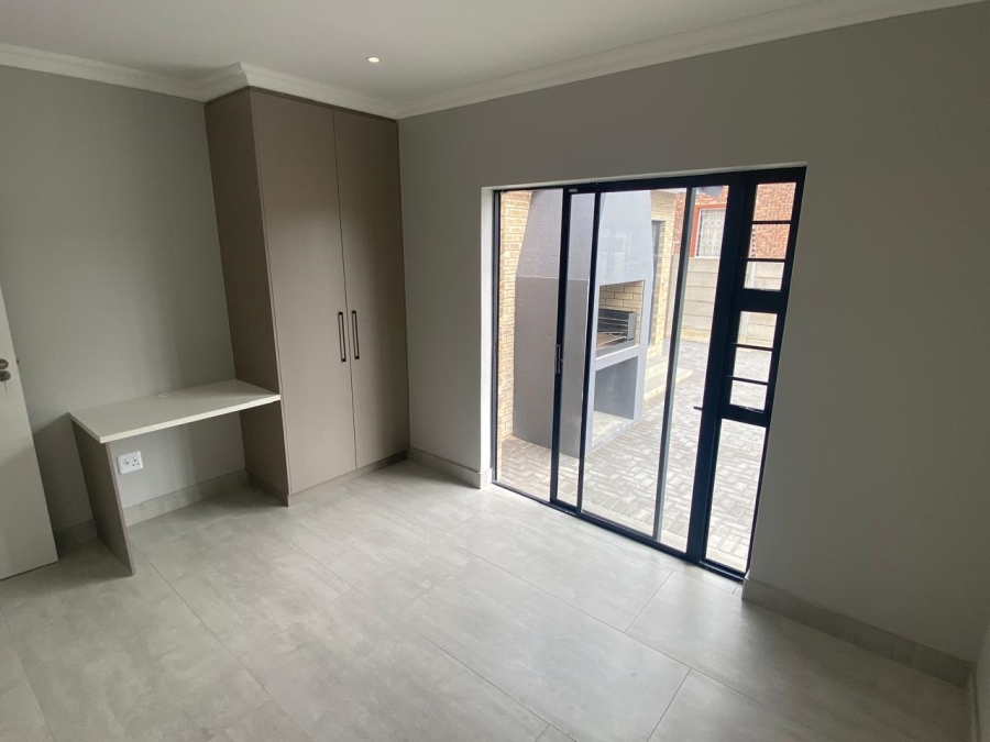 4 Bedroom Property for Sale in Brymore Eastern Cape